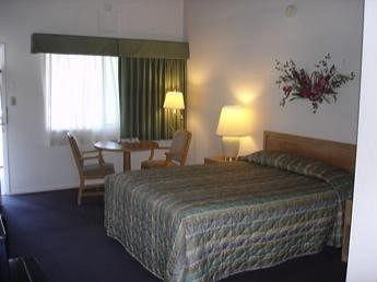 Villa Motel Сан Луис Обиспо Экстерьер фото